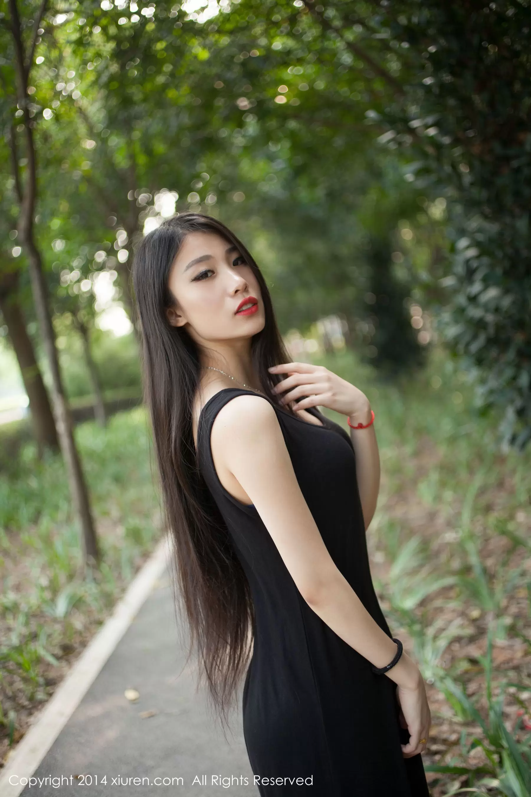 无敌美臀妹子战姝羽Zina  No.169 性感迷人美女写真-丽图阁