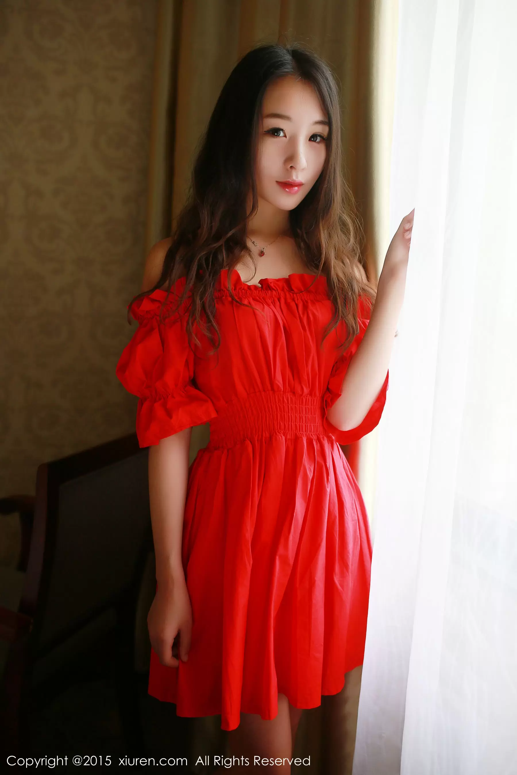 梓萱Crystal《连衣裙+热裤+网袜制服》  No.347 长裙比基尼风美女写真-丽图阁
