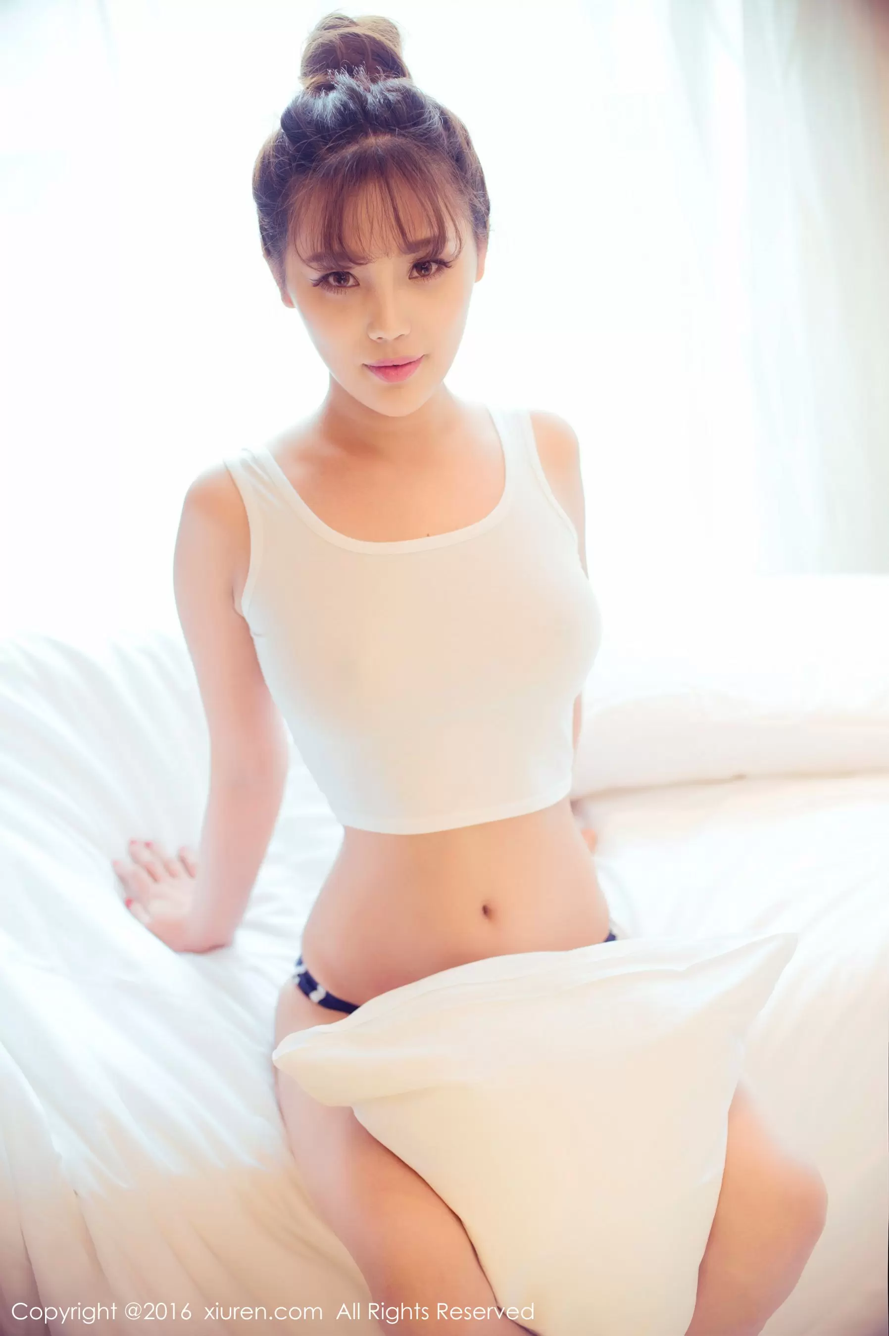 周予然《高叉泳衣、爆乳内衣、高跟美腿、白色超短工字背心装》  No.633 高清壁纸美女写真-丽图阁