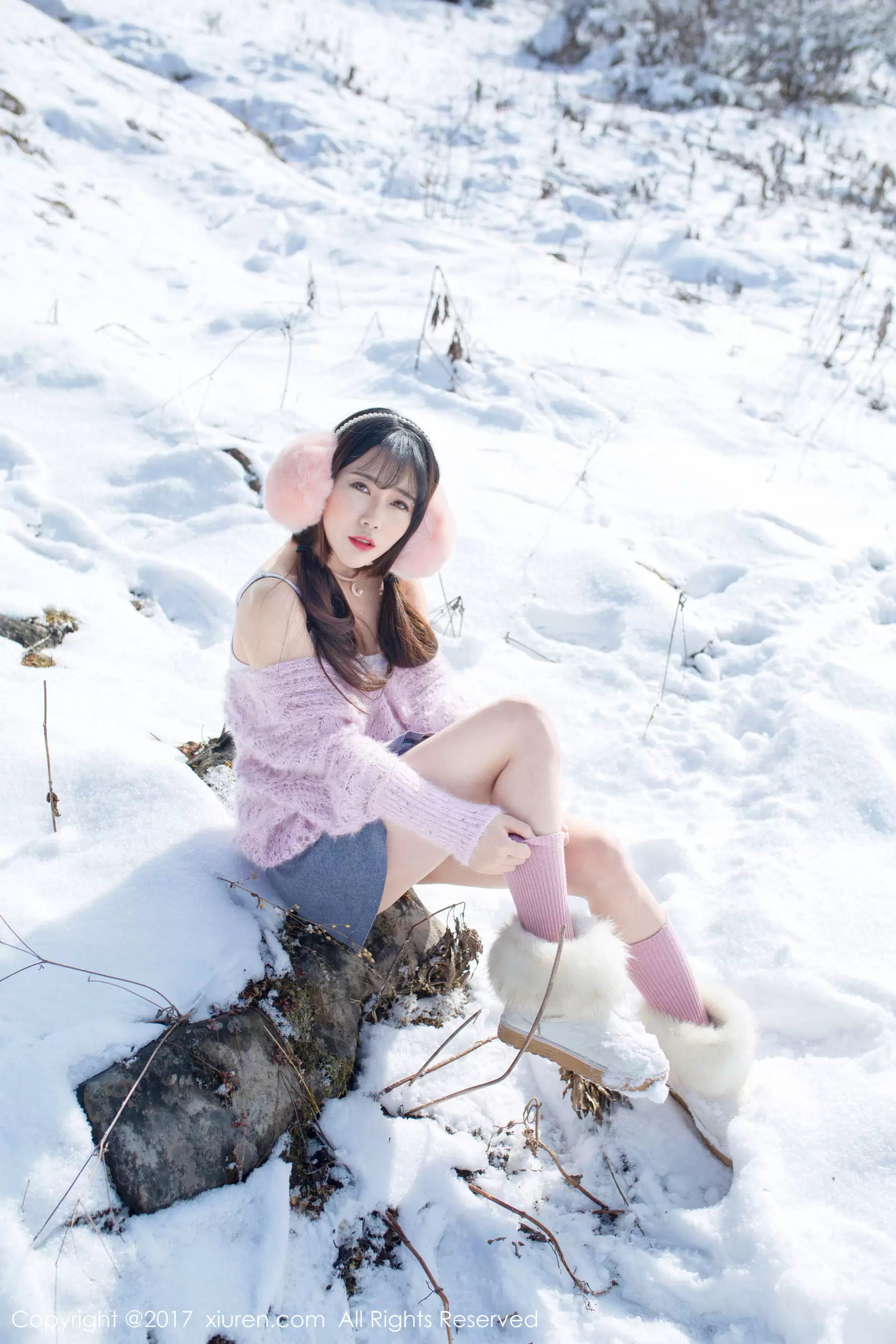 兜豆靓Youlina《冬天雪地人体摄影》  No.720 高清美女写真壁纸文案图片-丽图阁