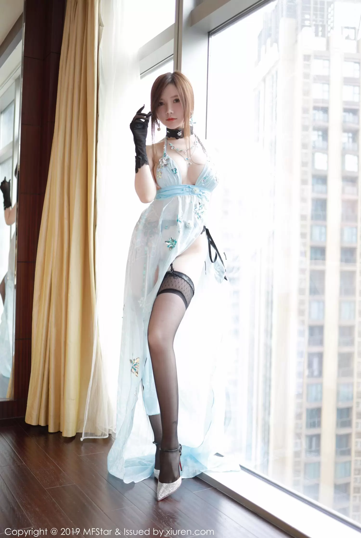 Vol.220 糯美子Mini 美女经典黑丝写真套图-丽图阁
