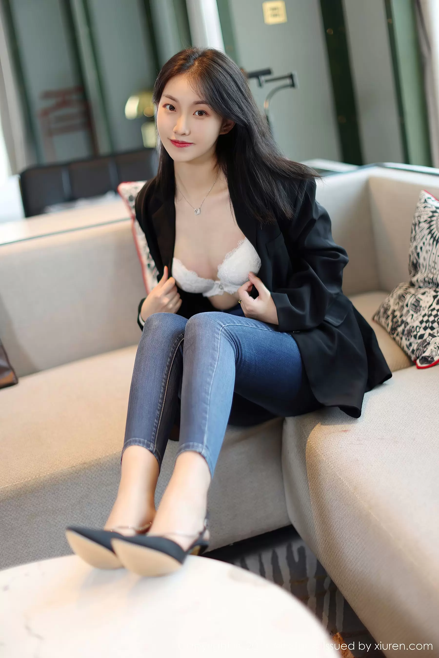 Vol.530 一颗甜蛋黄a 超高清美女写真组图-丽图阁