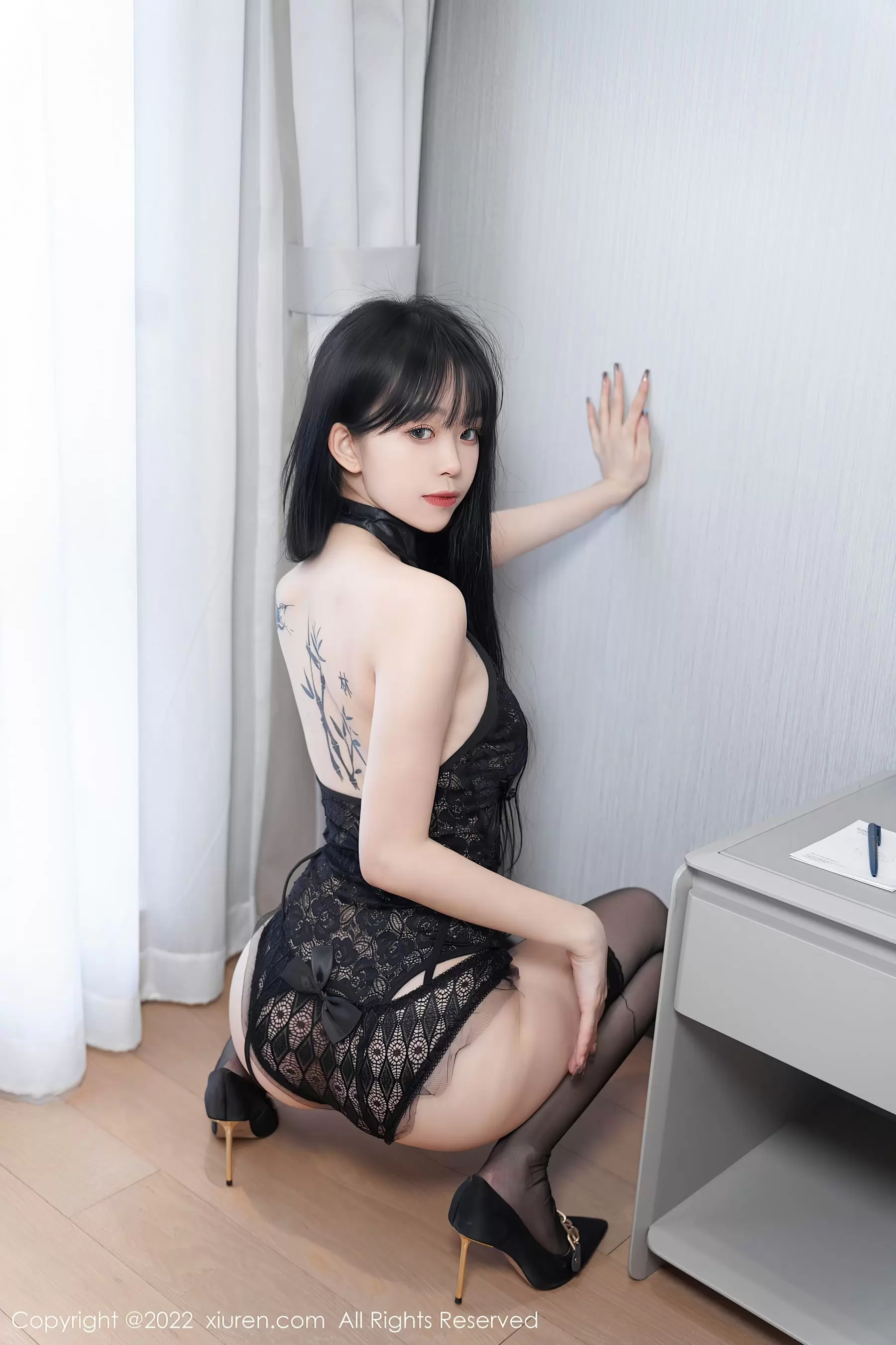 No.5243 奶瓶. 黑丝美腿 百变时尚美女穿搭照片-丽图阁