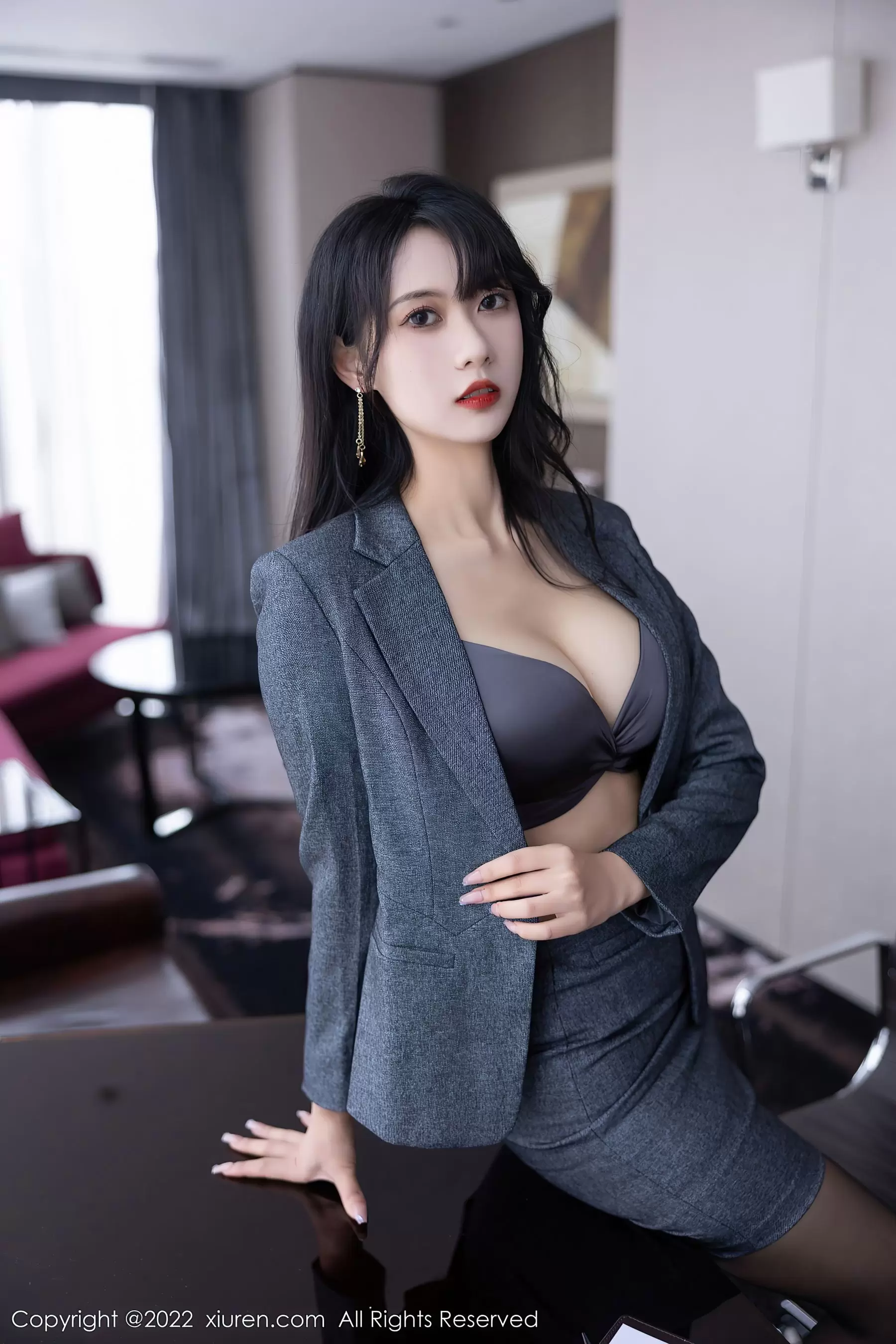 No.5575 林子遥 长裙比基尼风美女写真-丽图阁