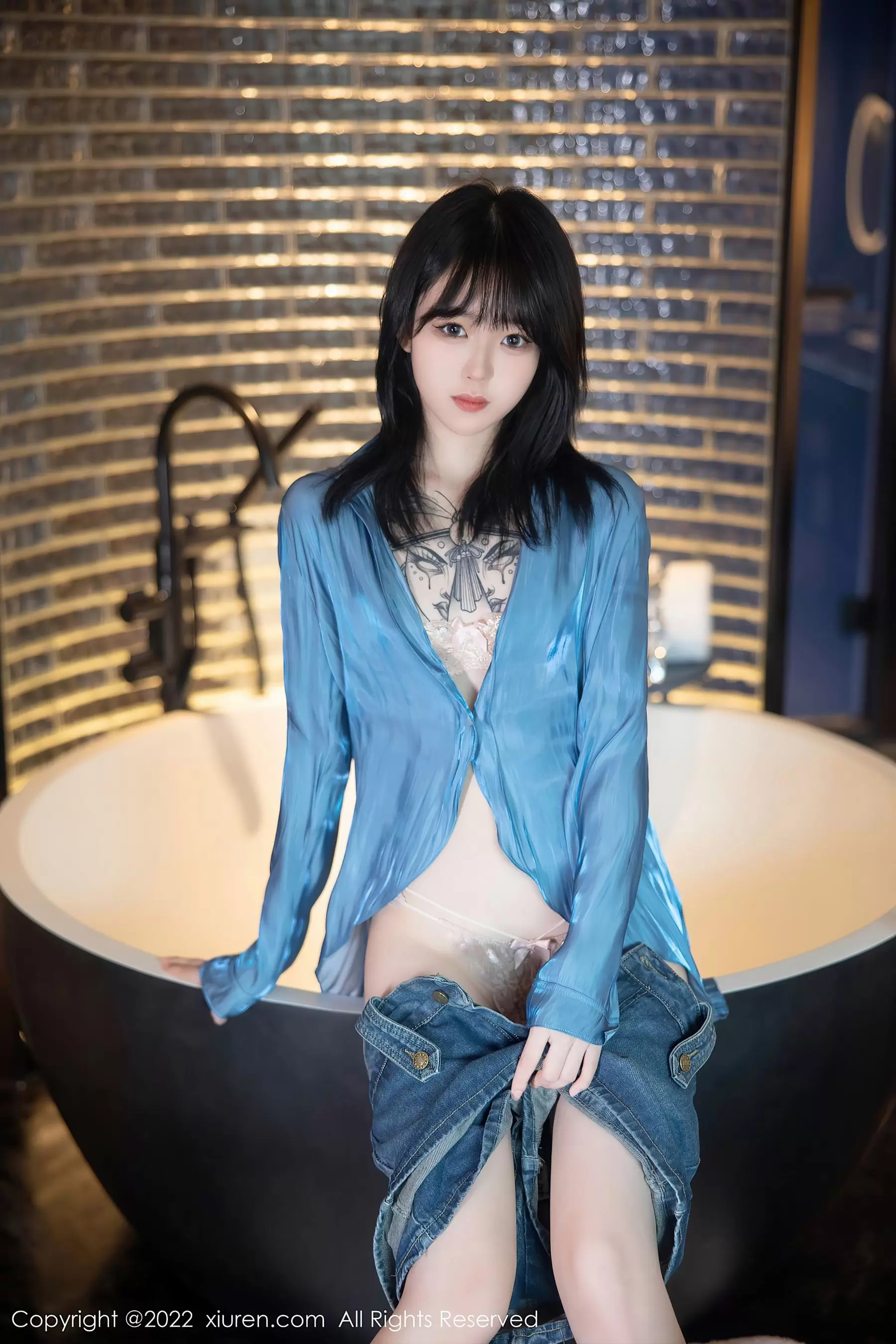 No.5662 奶瓶 唯美性感身材美女图片壁纸-丽图阁