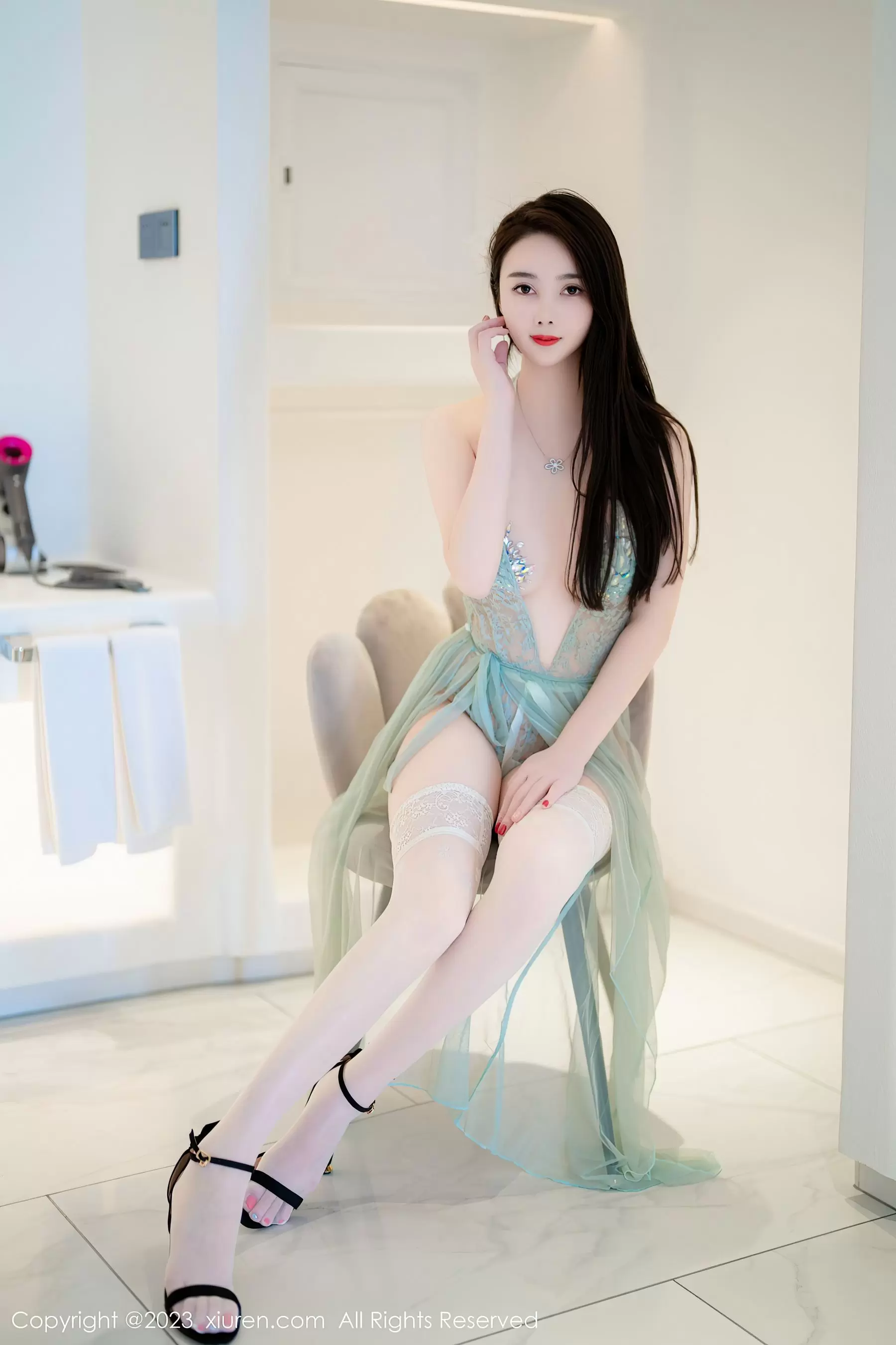 No.6371 summer宝宝 清纯美腿 性感迷人美女写真-丽图阁