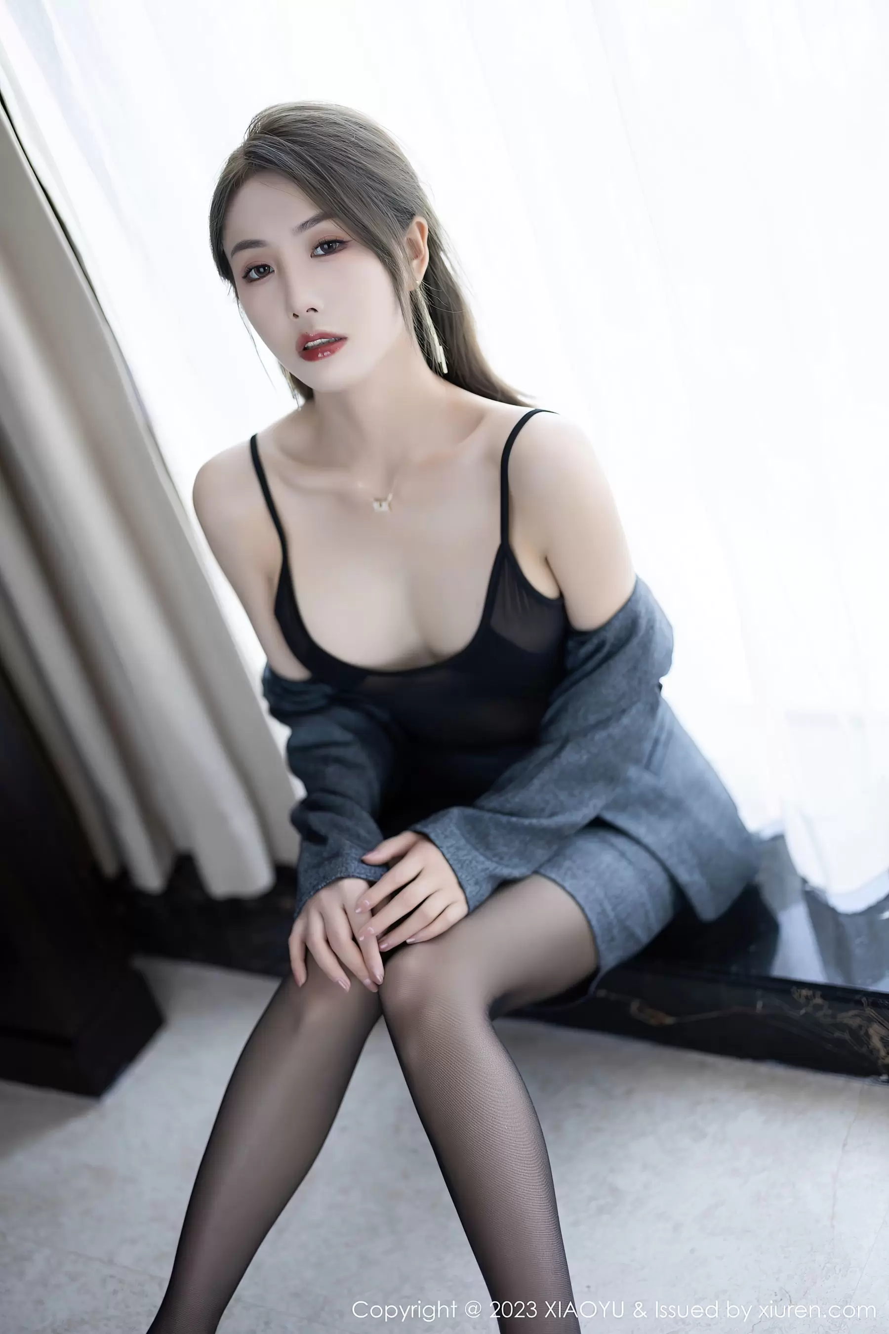 VOL.1042 苏苏阿 黑丝Ol 性感美女写真照高清图片素材-丽图阁