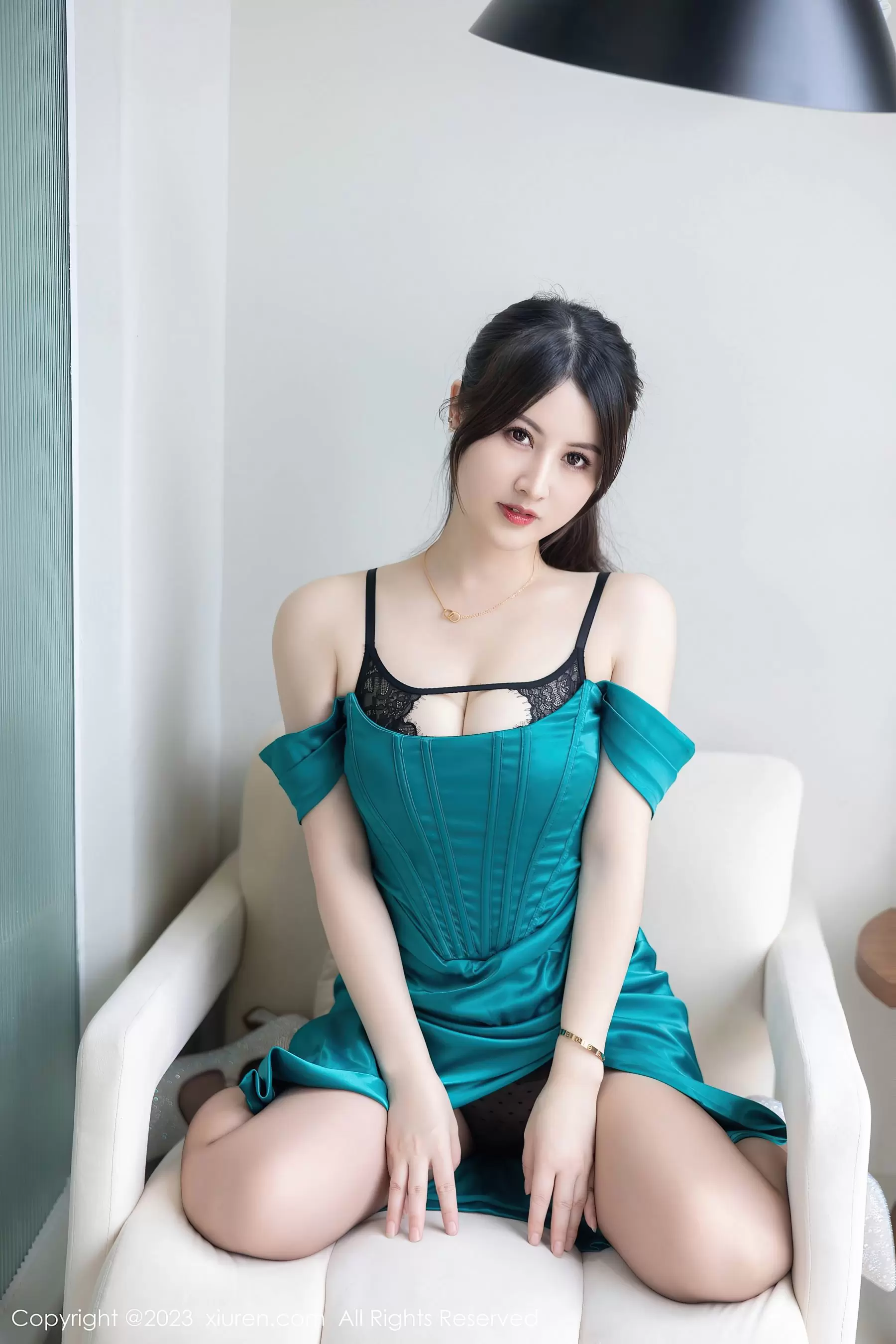 No.7592 诗诗kiki 丰腴美臀 长裙比基尼风美女写真-丽图阁