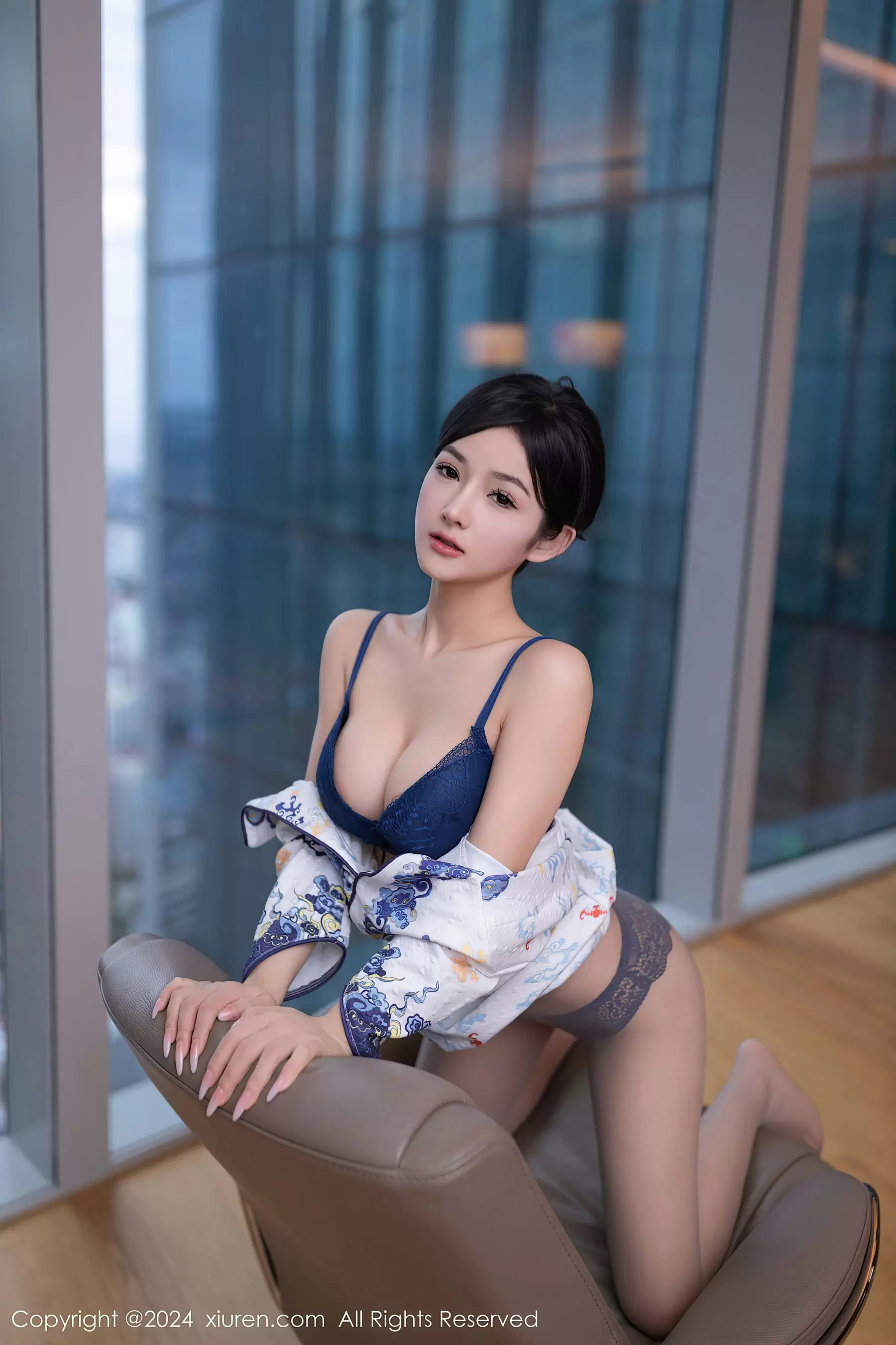 No.7933 谭小灵 制服美腿 气质佳长相甜美-丽图阁