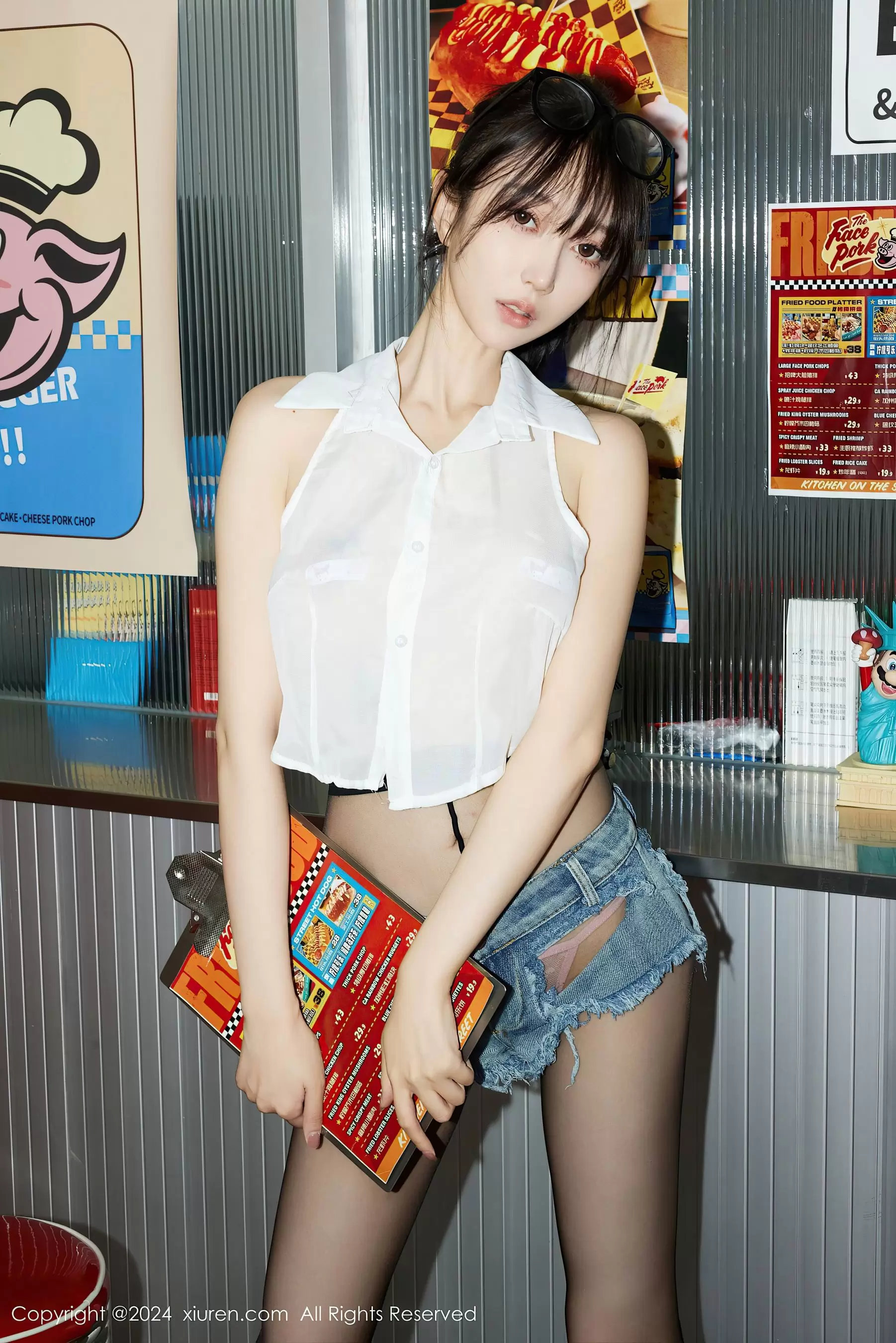 No.8811 玥儿玥er 黑丝美腿 美女头像真人清新高清图片-丽图阁
