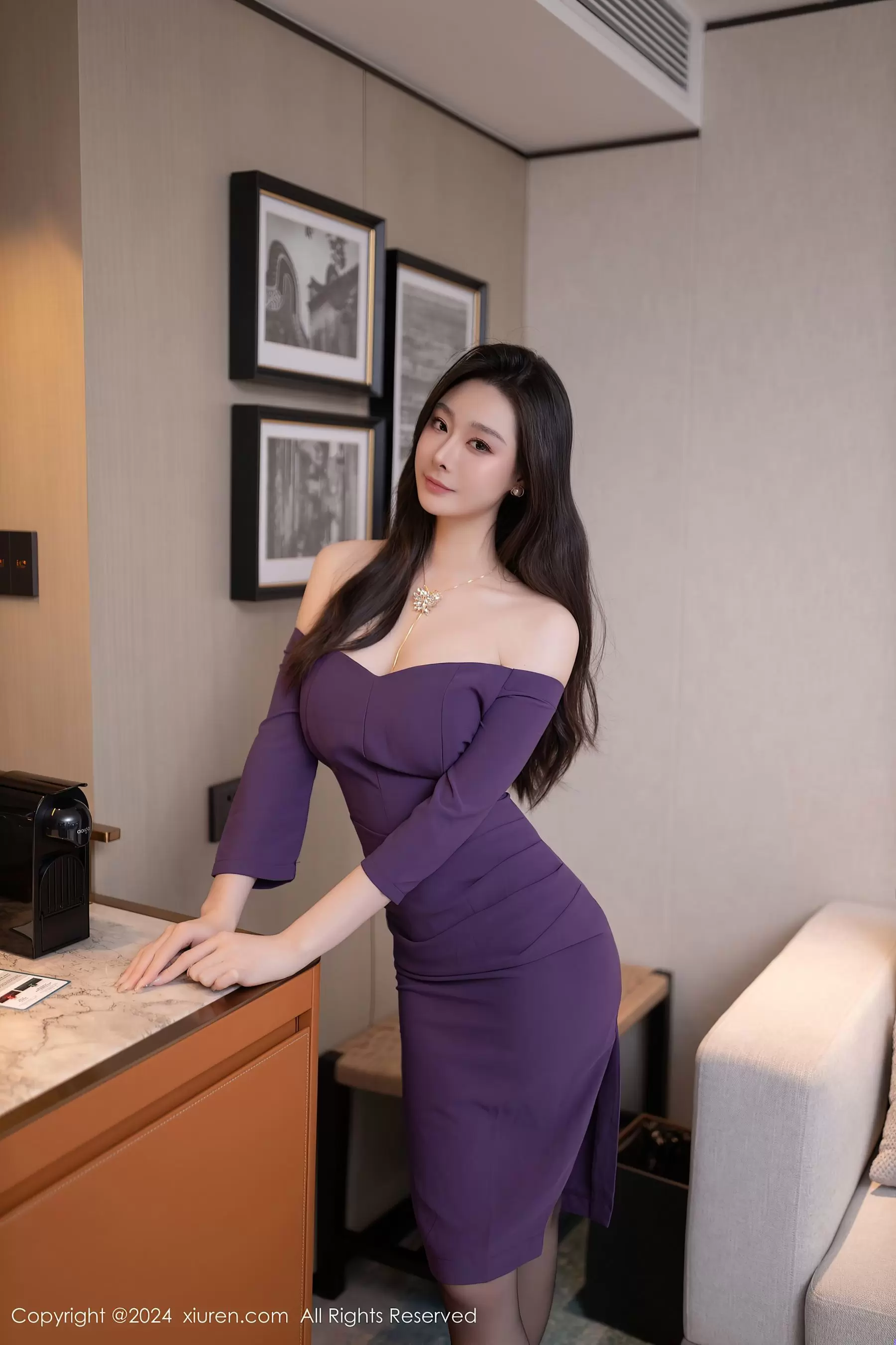 No.8881 小逗逗 黑丝美腿 氧气美女 雪肌如玉 楚楚动人写真-丽图阁